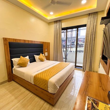 Hotel National - Grant Road Bombay Eksteriør billede
