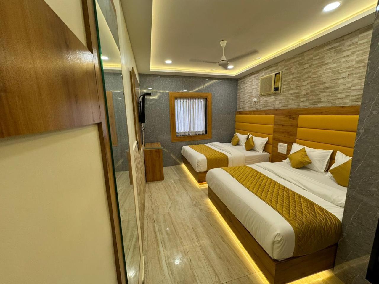 Hotel National - Grant Road Bombay Eksteriør billede